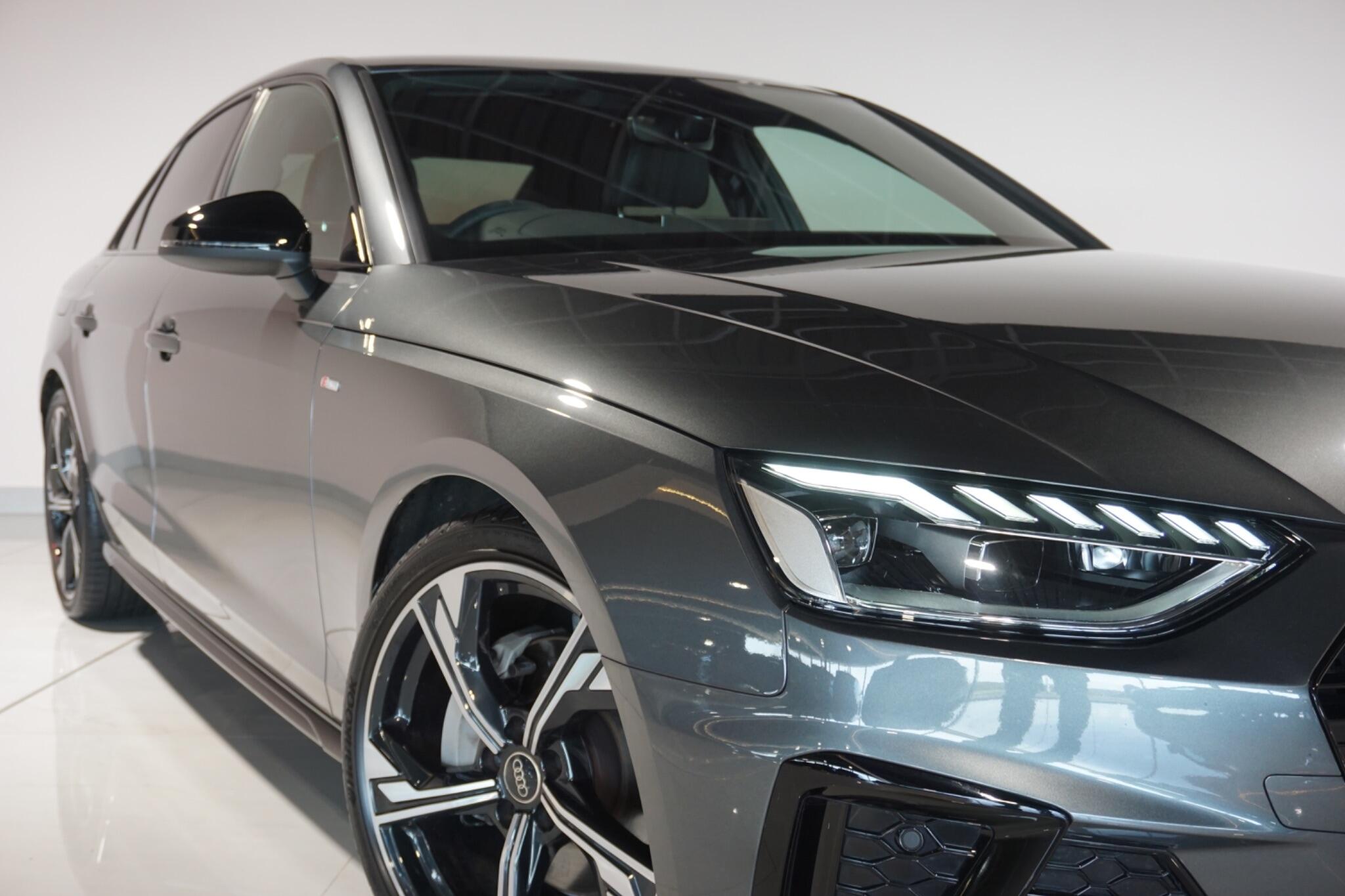 Audi A4 2.0 TDI 40 Black Edition Saloon 4dr Diesel S Tronic quattro Euro 6 (s/s) (204 ps)